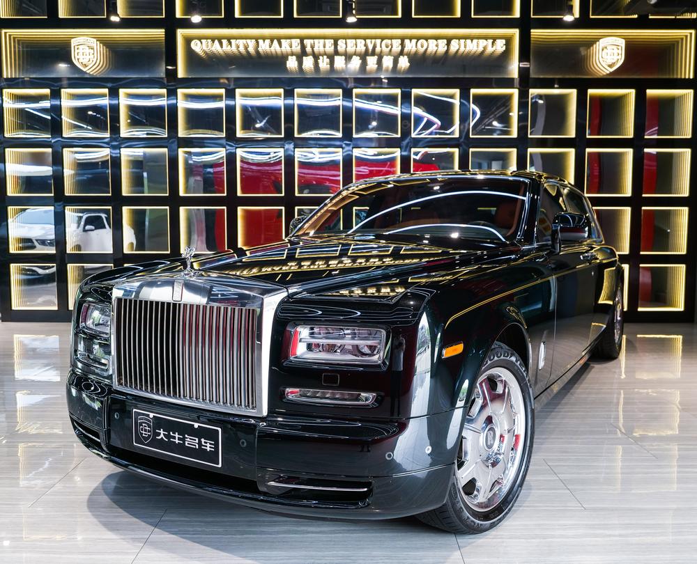 Rolls-Royce Phantom