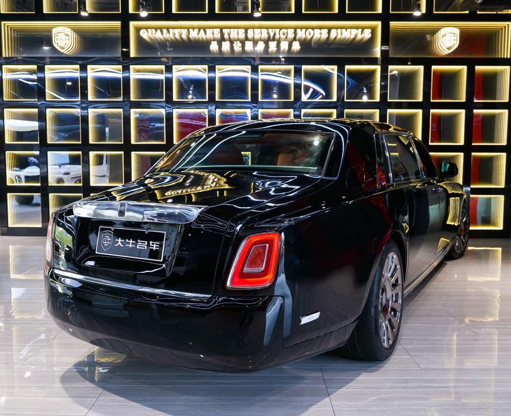 Rolls-Royce Phantom