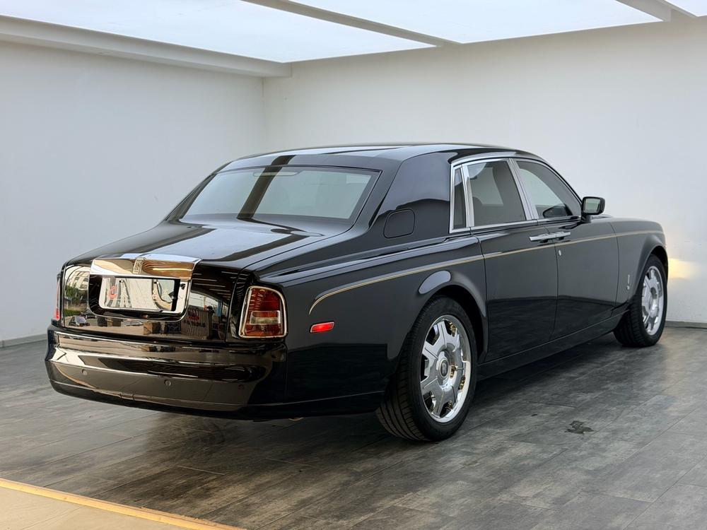 Rolls-Royce Phantom