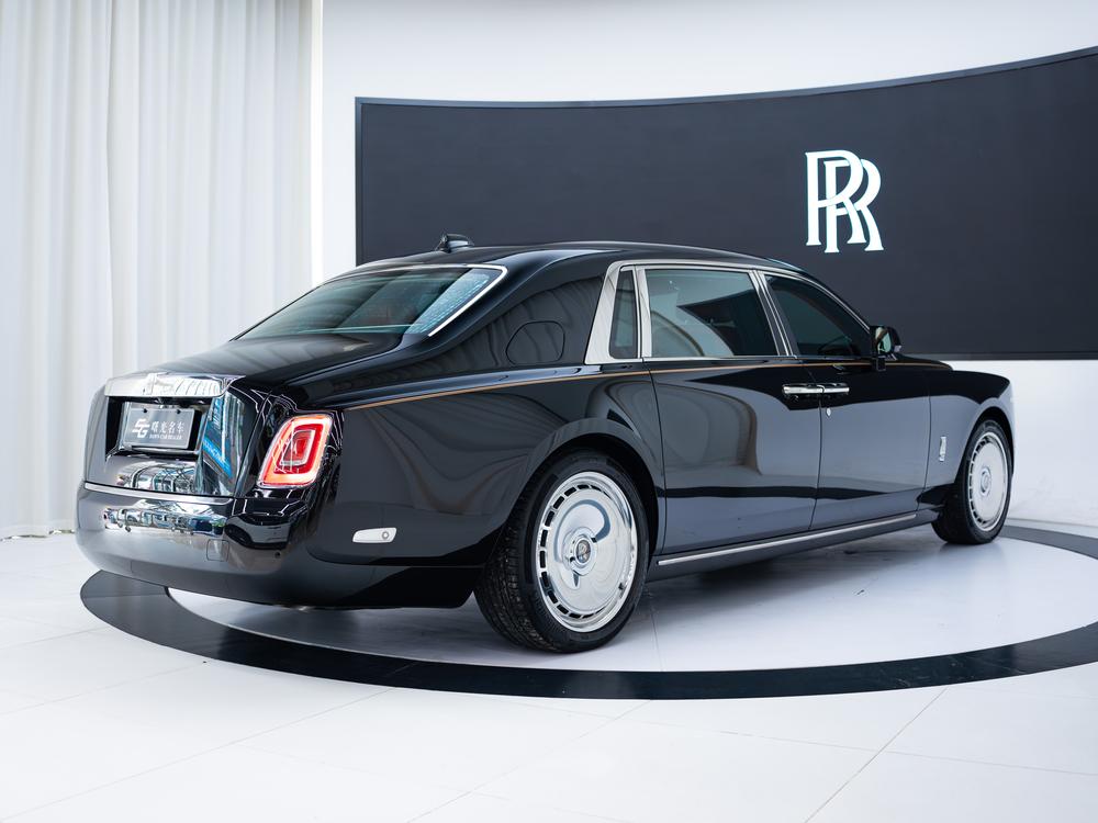 Rolls-Royce Phantom