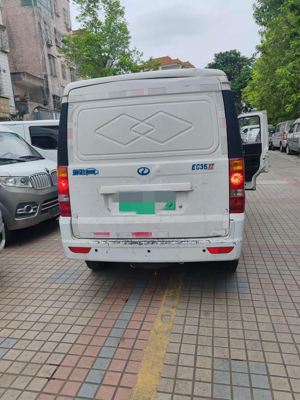 Ruichi Ruichi EC35