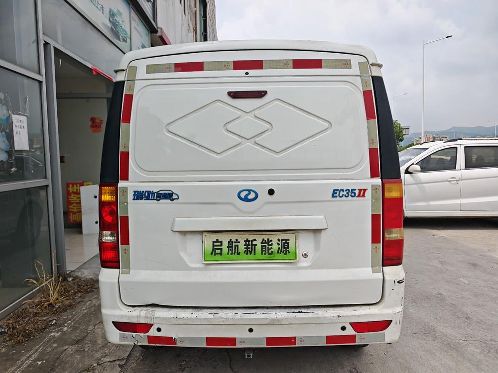 Ruichi Ruichi EC35