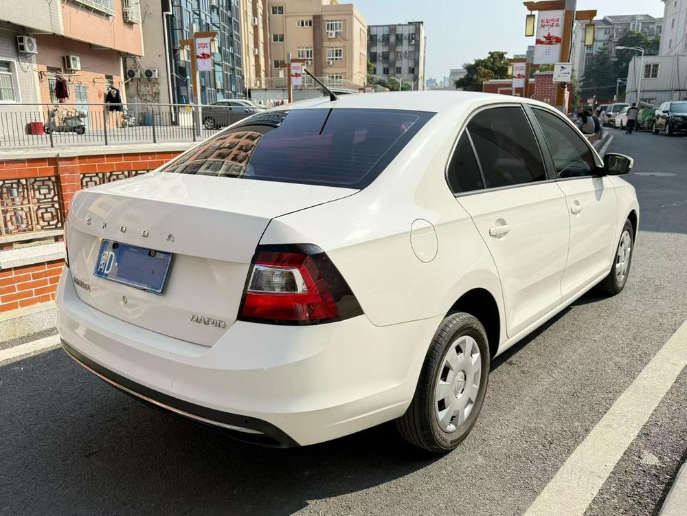 Skoda Rapid