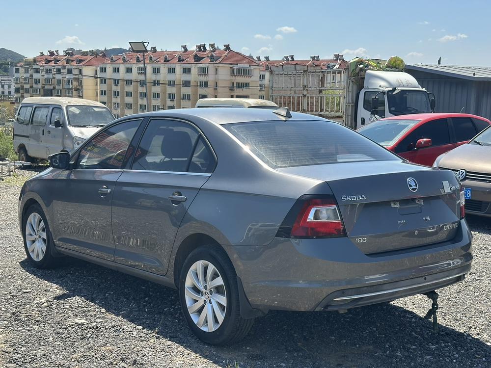 Skoda Rapid