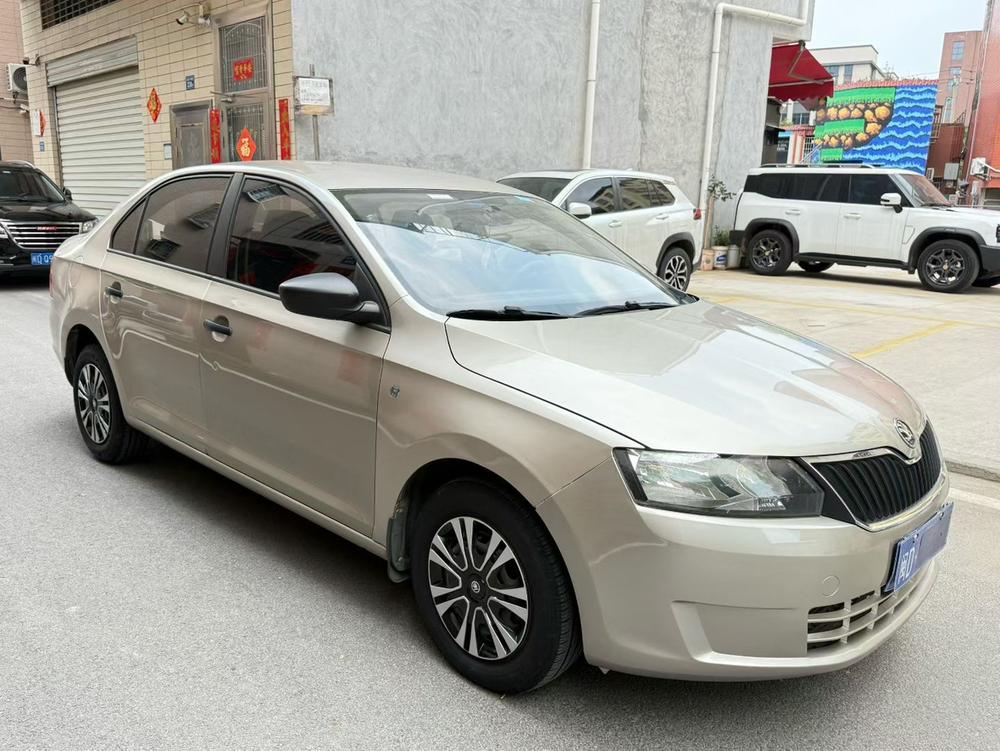 Skoda Rapid