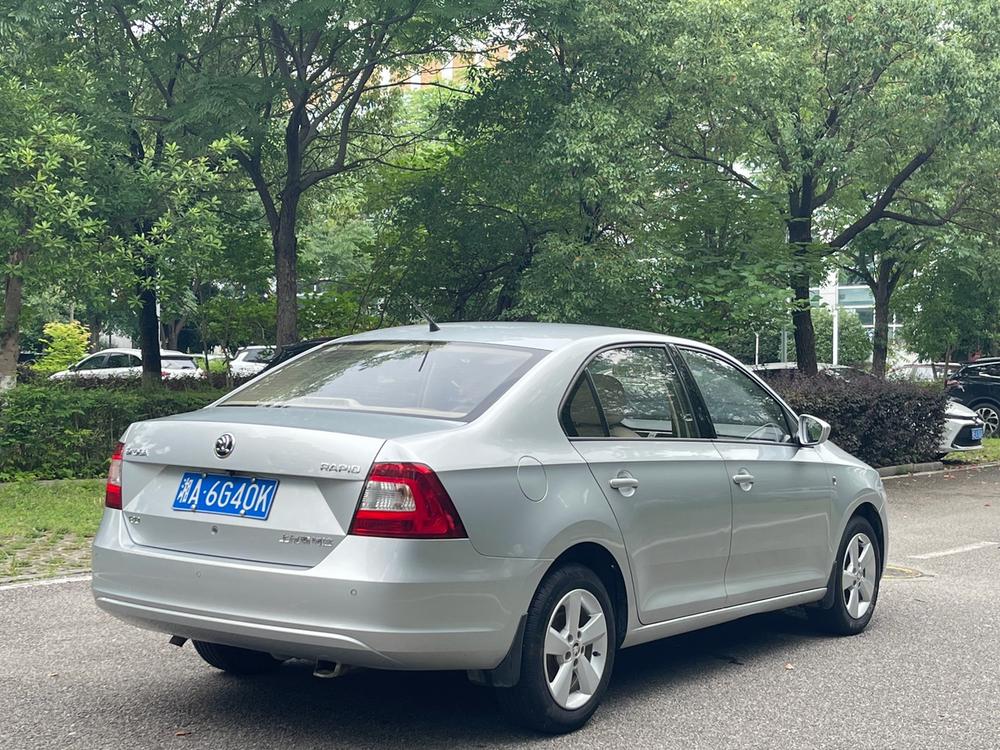 Skoda Rapid