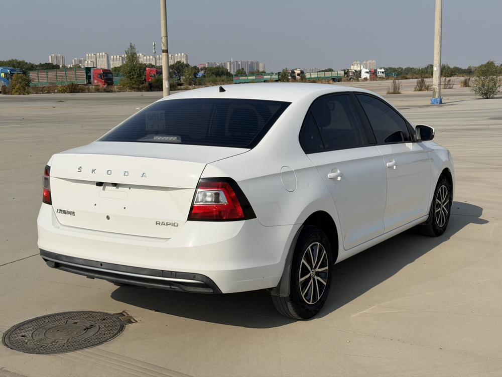 Skoda Rapid