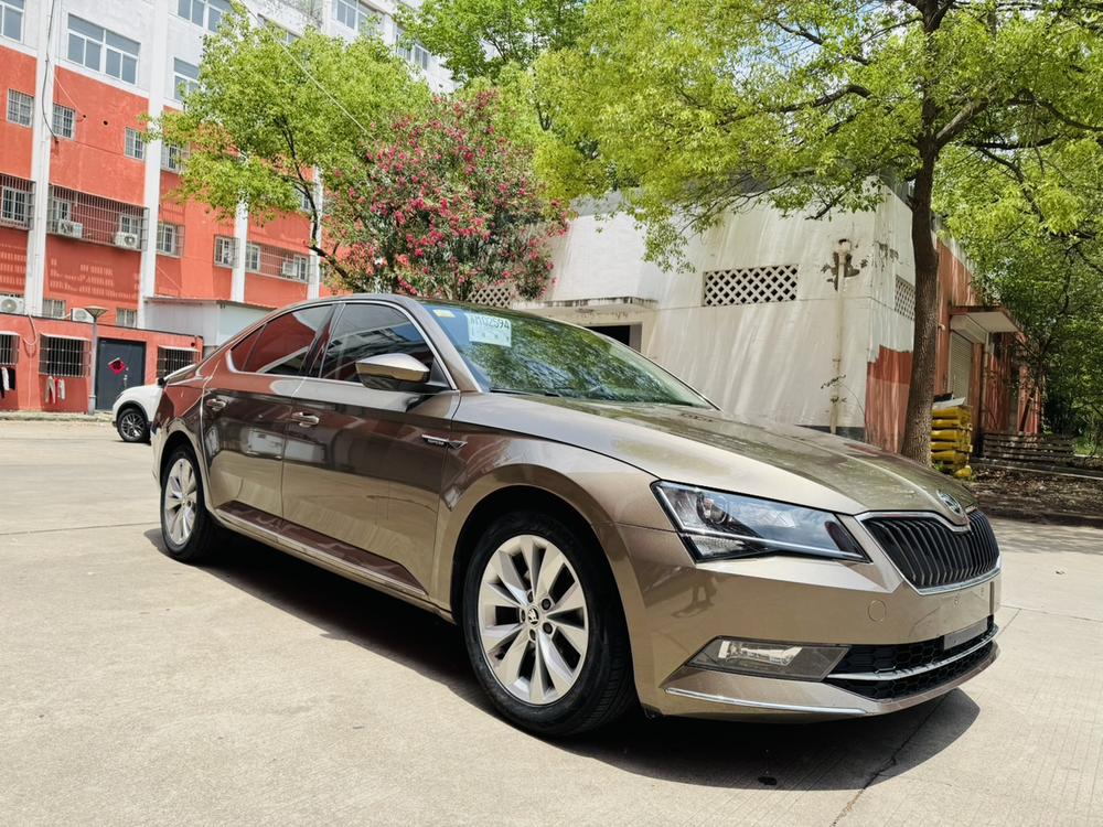 Skoda Superb