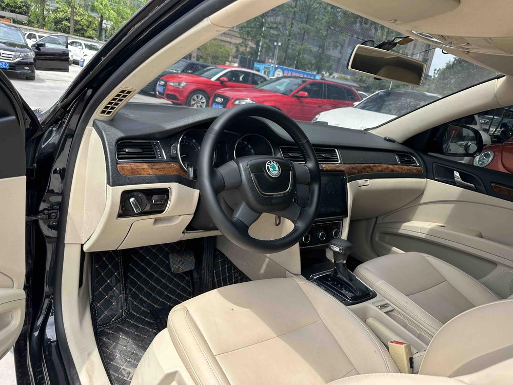 Skoda Superb