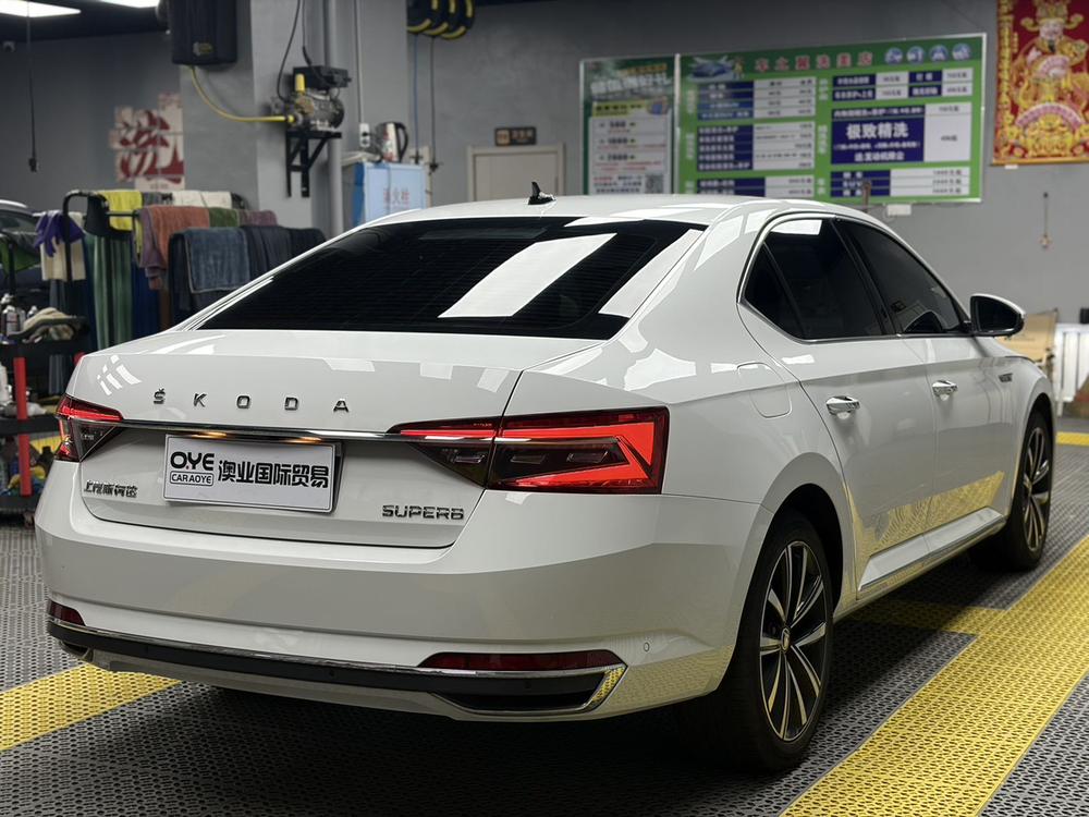 Skoda Superb