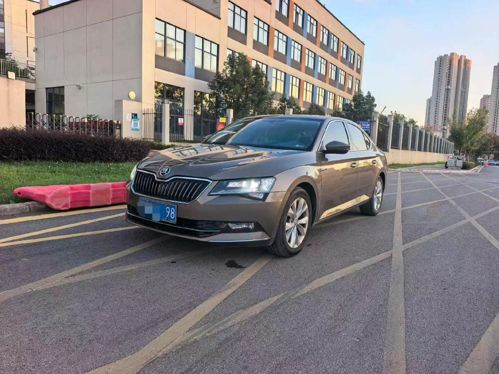 Skoda Superb