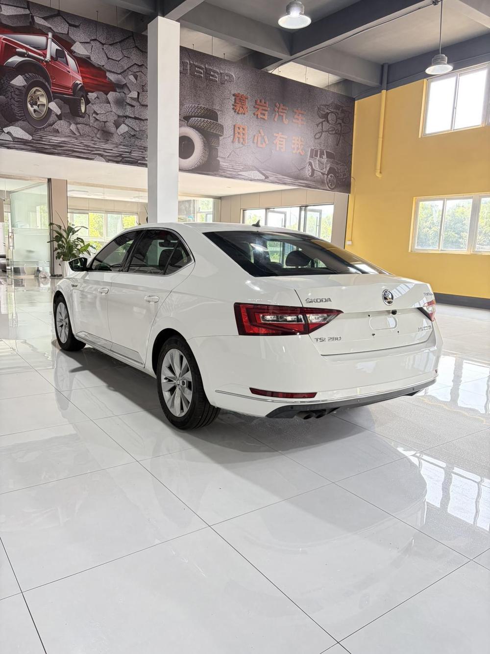 Skoda Superb
