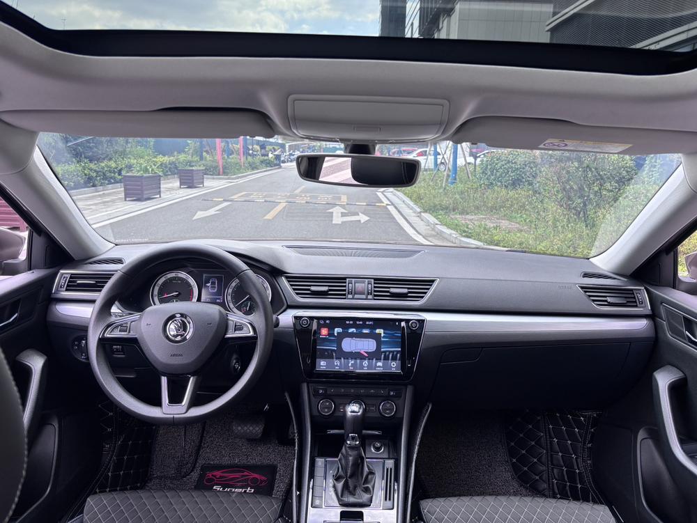 Skoda Superb