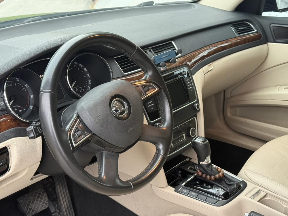 Skoda Superb