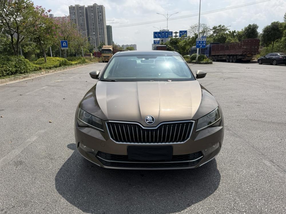 Skoda Superb