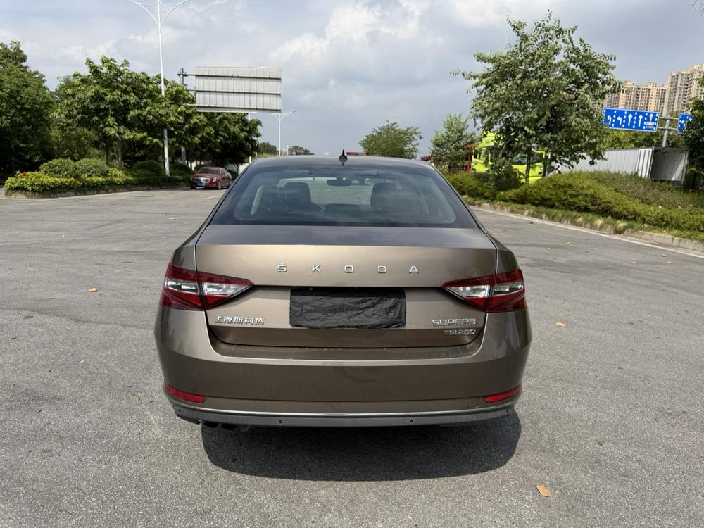 Skoda Superb