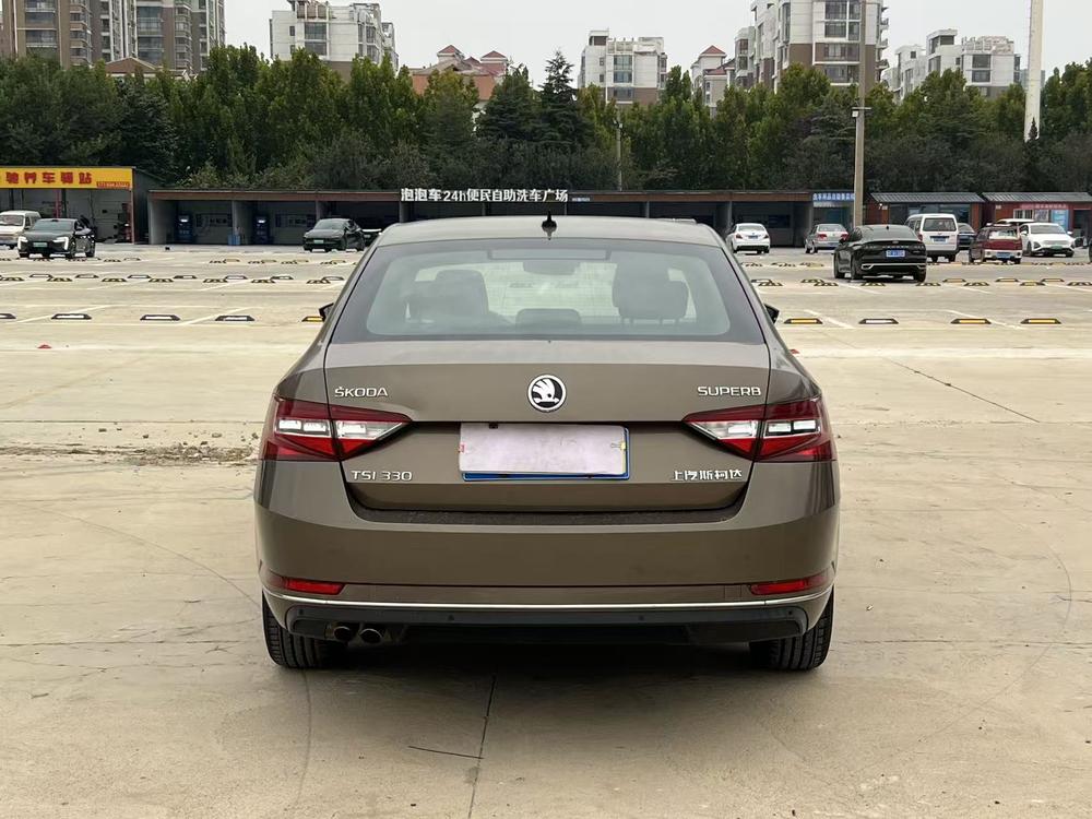 Skoda Superb