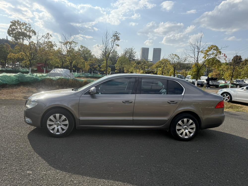 Skoda Superb