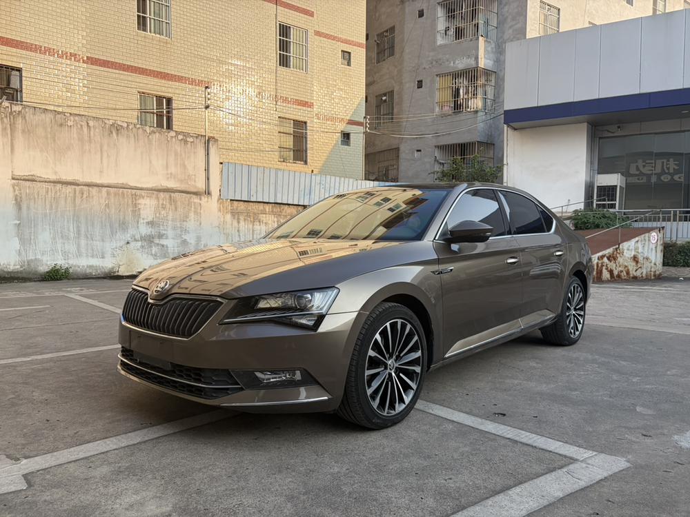Skoda Superb
