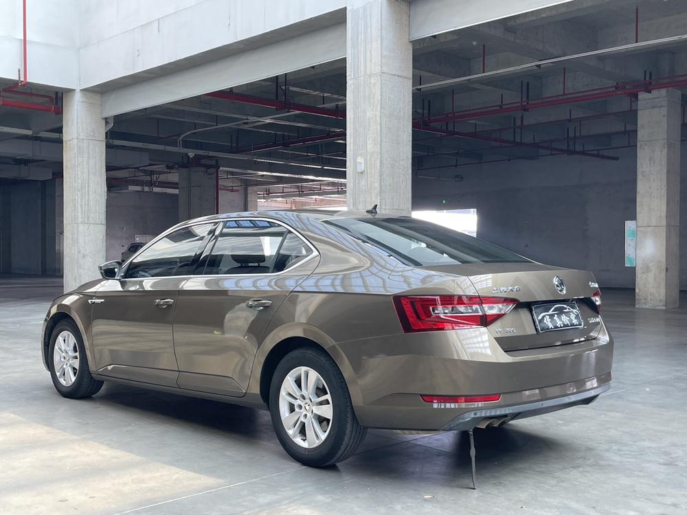 Skoda Superb