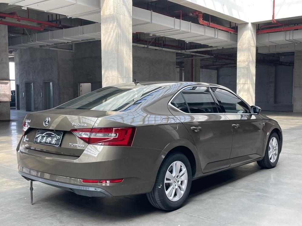 Skoda Superb