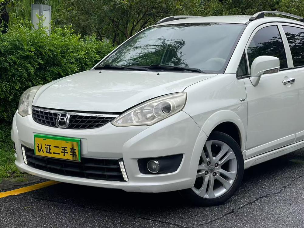Suzuki Liana A6