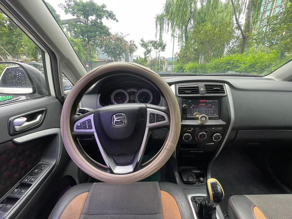 Suzuki Liana A6