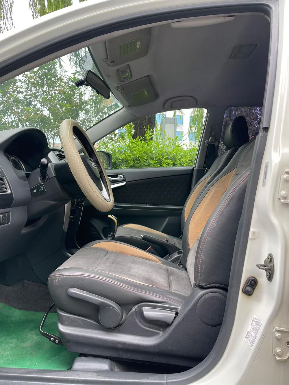Suzuki Liana A6