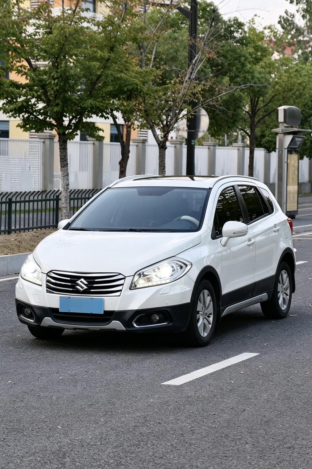 Suzuki S-Cross