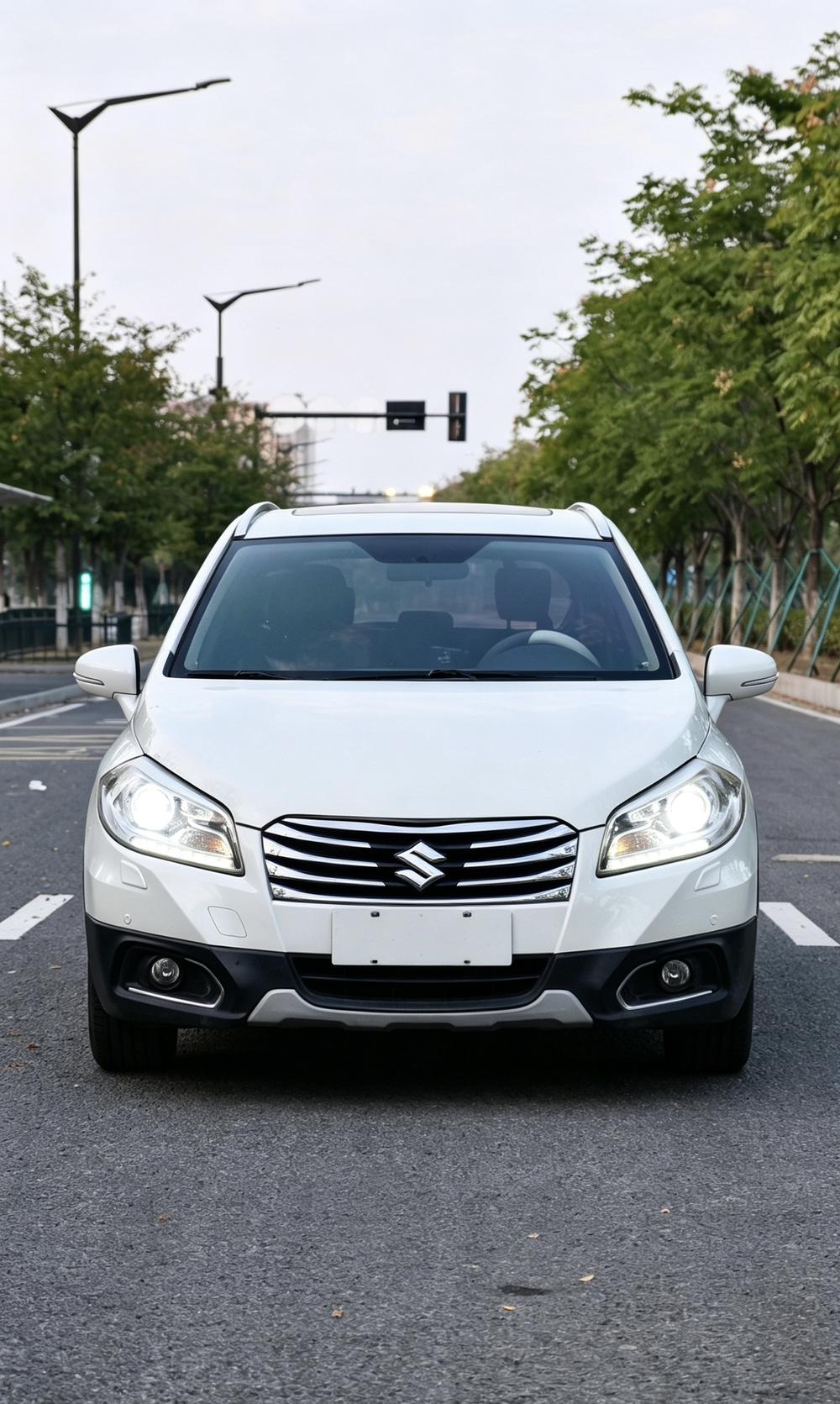 Suzuki S-Cross