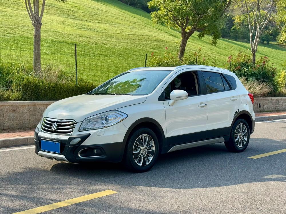 Suzuki S-Cross