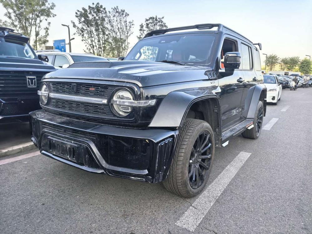 Tank Cybertank 300