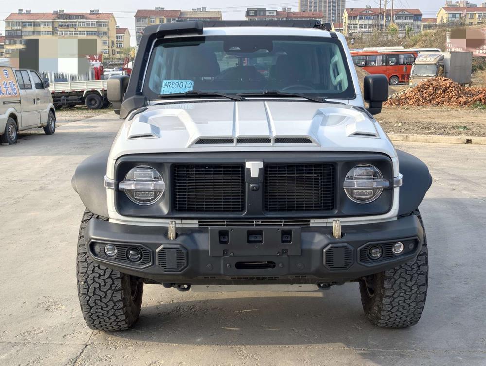 Tank Tank 300