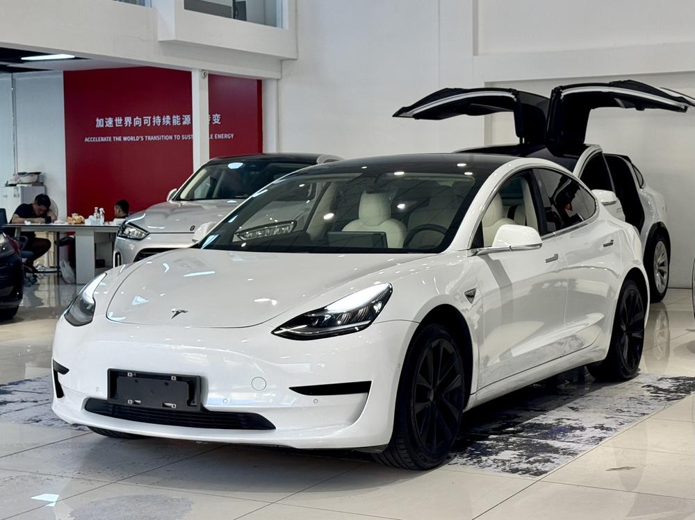 Tesla Model 3 (Import)