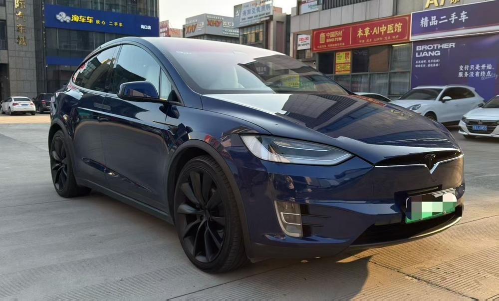 Tesla Model X