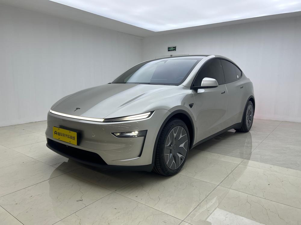 Tesla Model Y L