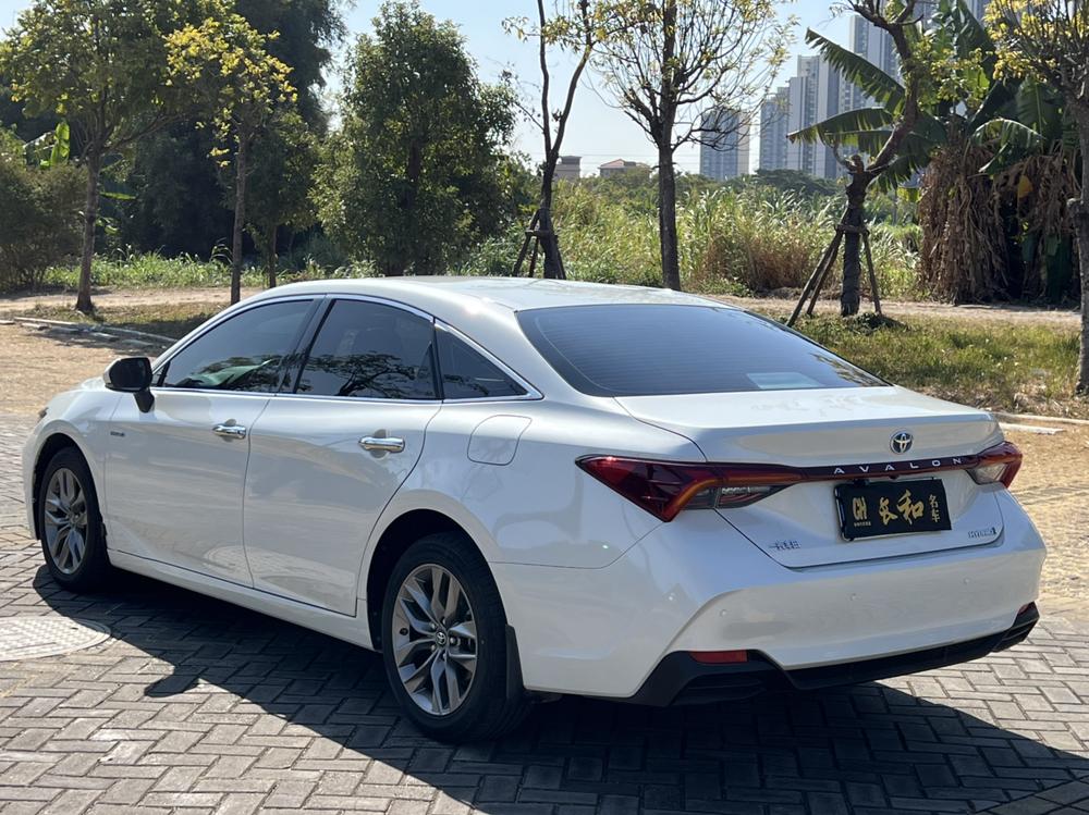 Toyota Avalon