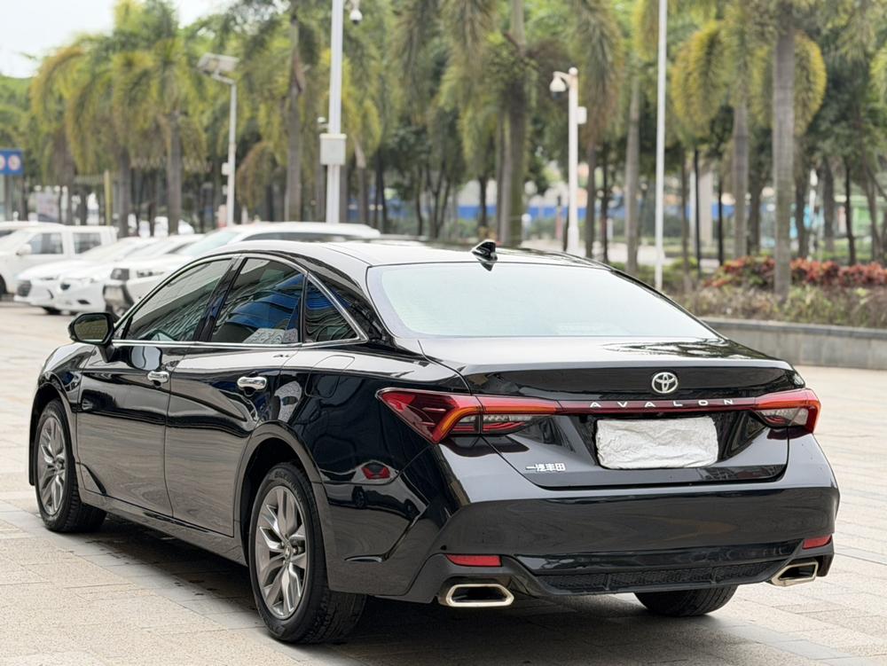 Toyota Avalon