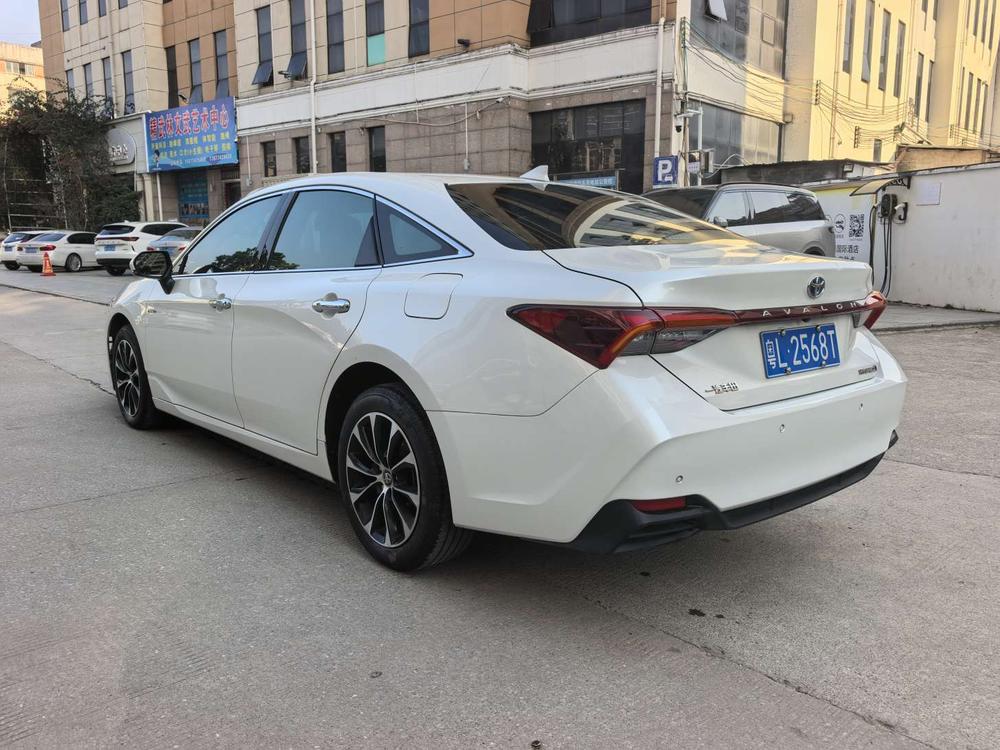 Toyota Avalon