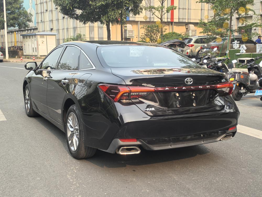 Toyota Avalon