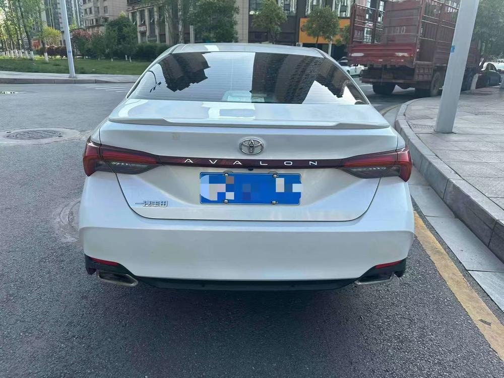 Toyota Avalon