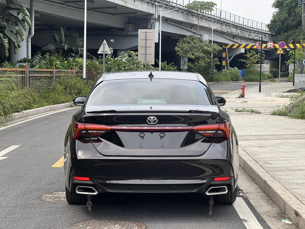 Toyota Avalon