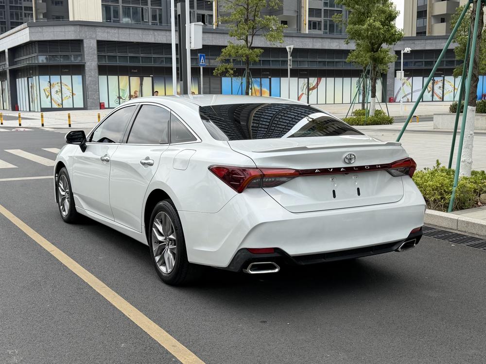 Toyota Avalon