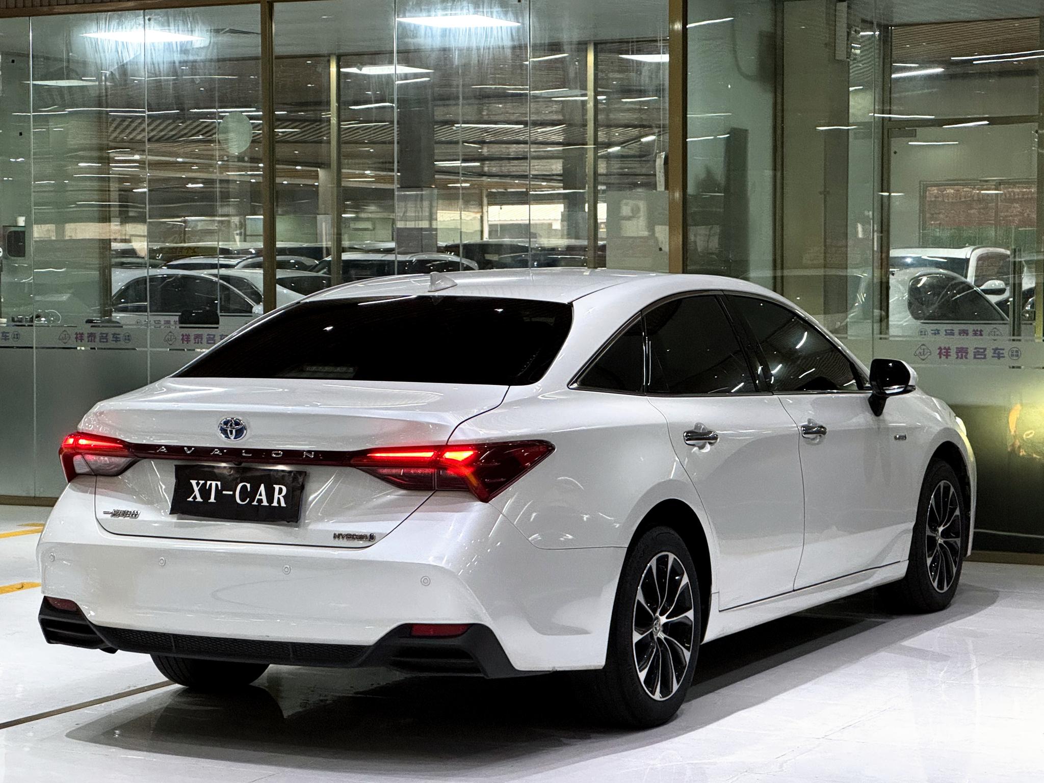 Toyota Avalon