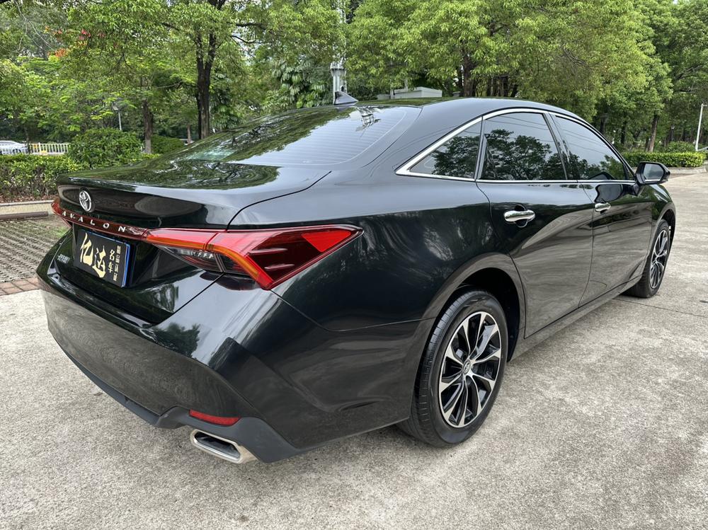 Toyota Avalon