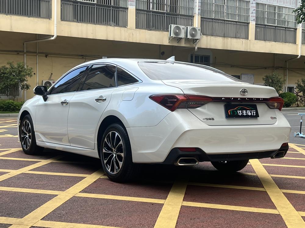 Toyota Avalon