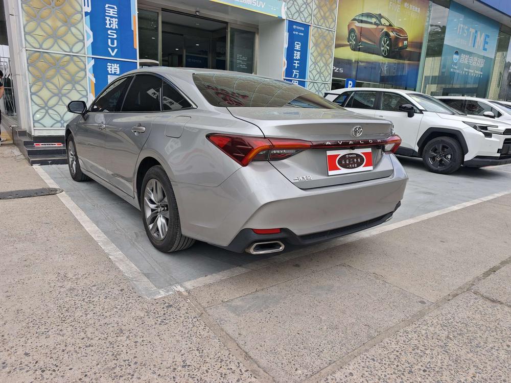 Toyota Avalon