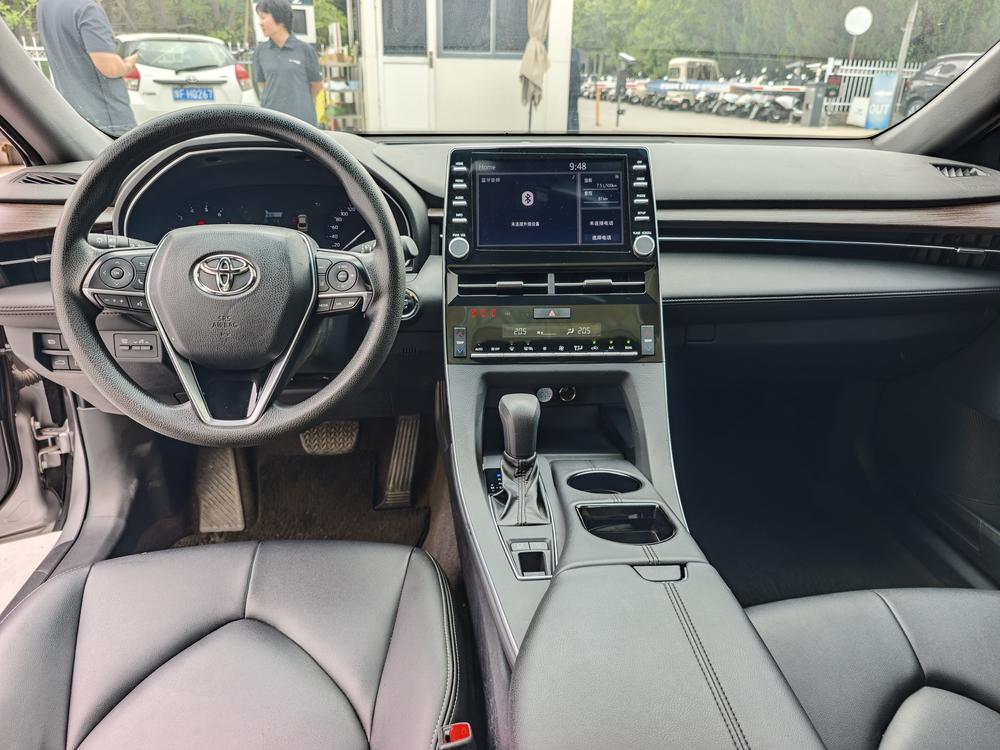 Toyota Avalon