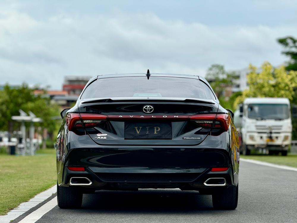 Toyota Avalon