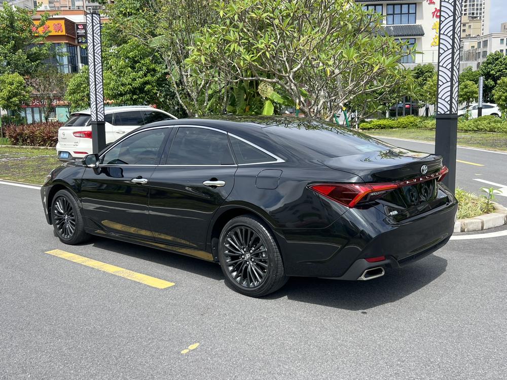 Toyota Avalon